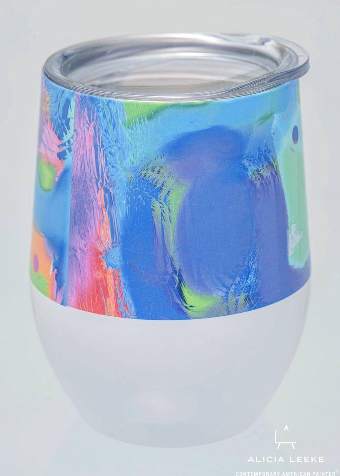 Artistic wine glass with durable gloss exterior and double walled stainless steel interior to keep drinks hot or cold